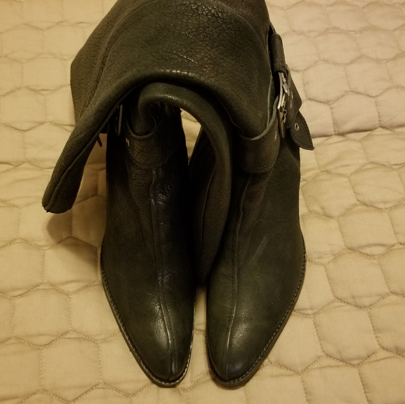 Leather boots 9.5 size, high quality leather - Picture 5 of 6